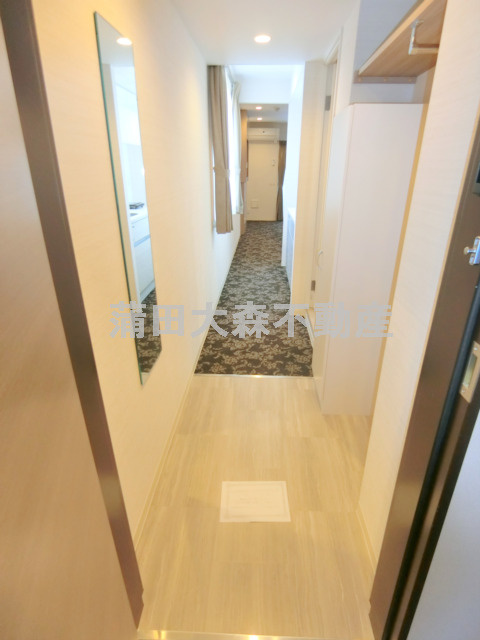 M-1Tokyo矢口の玄関|姿見鏡付きの玄関　