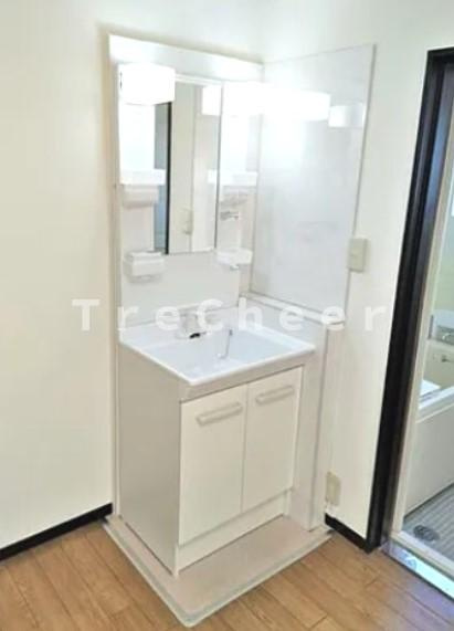 しきマンションの独立洗面台