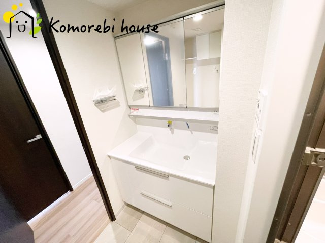 ライオンズヴィアーレ大宮の独立洗面台|独立洗面化粧台付き