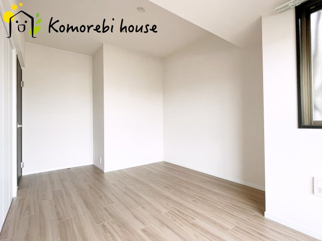 ライオンズヴィアーレ大宮の寝室|開放的な寝室です