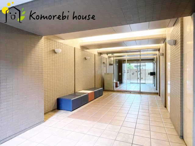 ライオンズヴィアーレ大宮のロビー