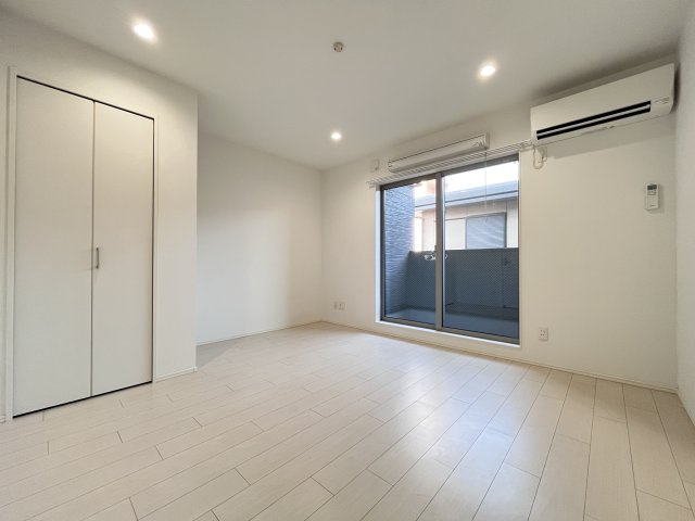 CRASTINE遠里小野の寝室