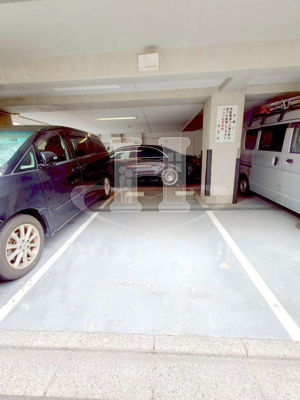 【駐車場】 | ベルメゾンエス | 駐車場