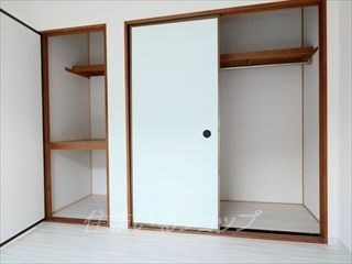広島市安佐北区落合南３丁目のアパートの収納|改装前の内観です