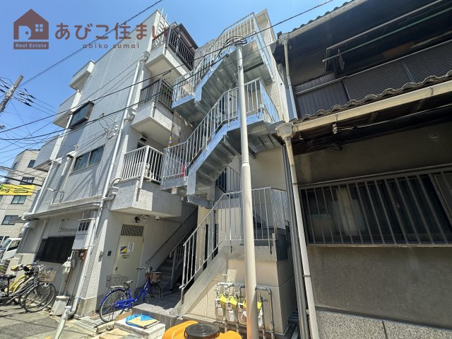 ハレレア帝塚山の外観