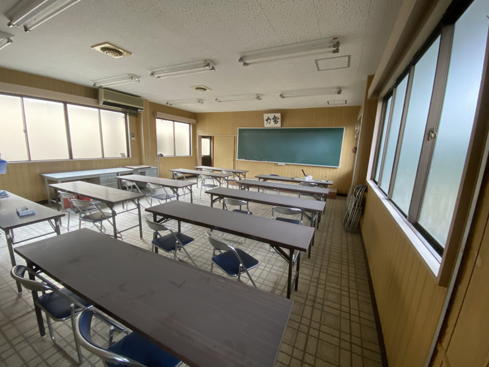 丹波市氷上町成松の店付住宅