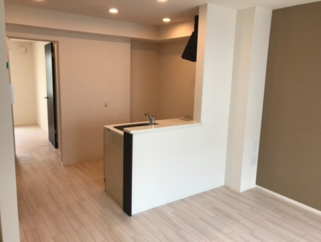 サンライズの居間・リビング