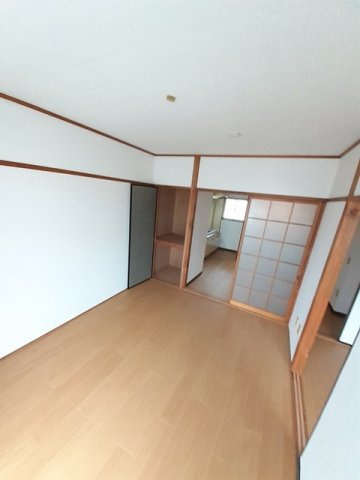 シティハイツ宮脇の居間・リビング