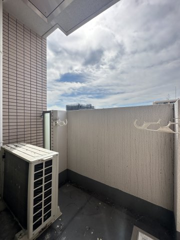 メロディハイム東帝塚山のバルコニー