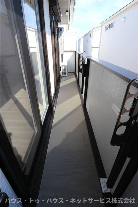 ラシーヌBのバルコニー