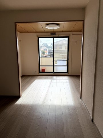 サンライフFUJIの居間・リビング
