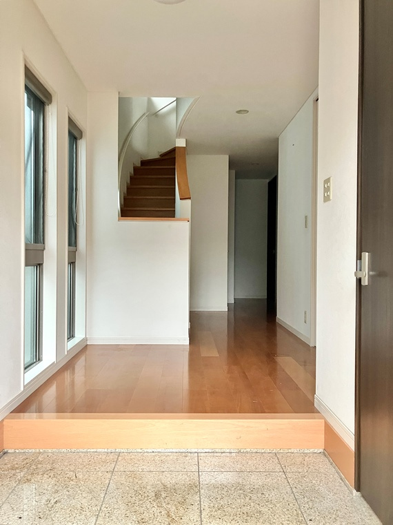 上用賀戸建のロビー