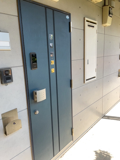 第6グリーンハイツのエントランス