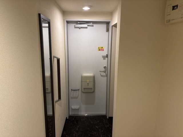 クレイノアーカスの玄関