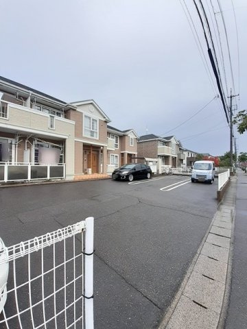 Ｍｉｌｋｙ　Ｗａｙ　　　刈谷市近郊の賃貸はクラスホーム刈谷店の駐車場|車をお持ちの方に嬉しい駐車場付きの物件です