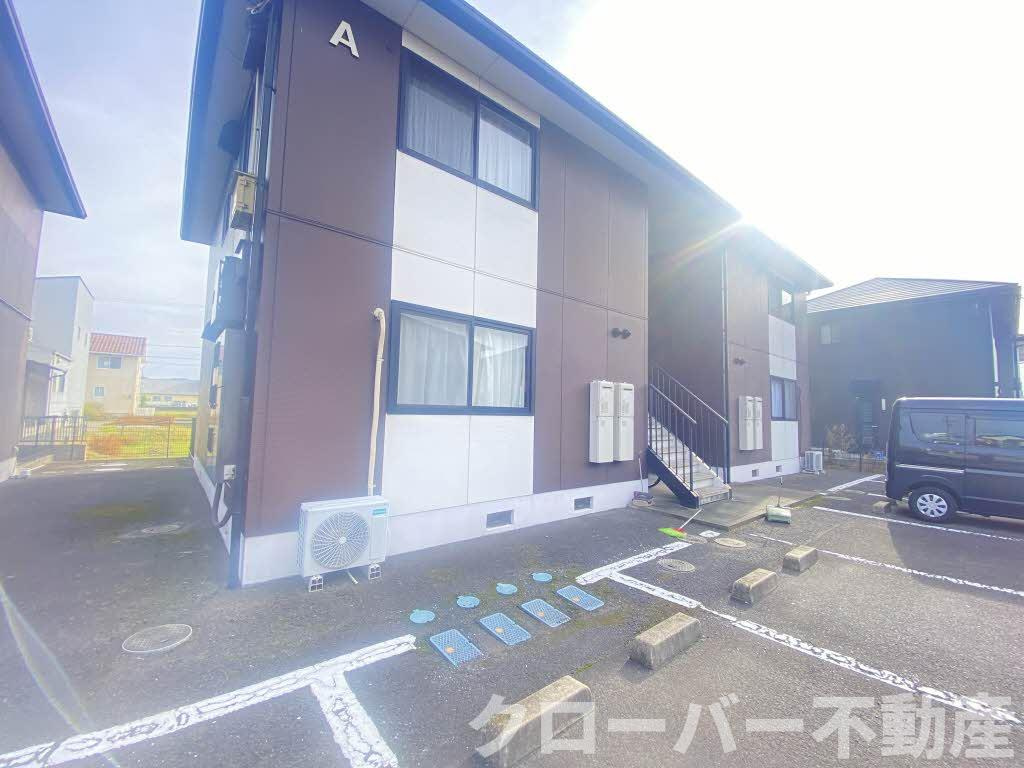 メゾン・アムール A棟の外観