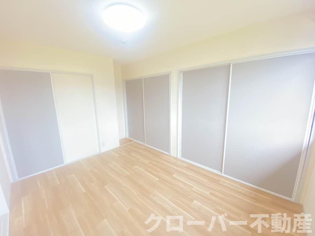 メゾン・アムール A棟の寝室