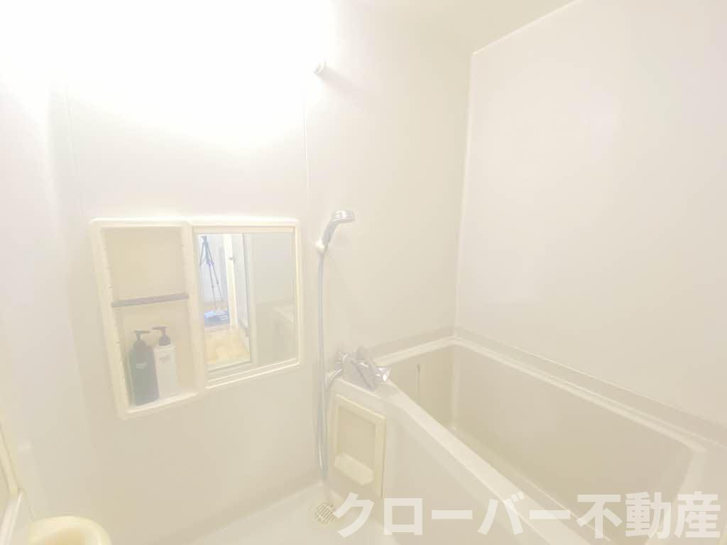 メゾン・アムール A棟の浴室