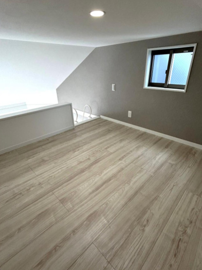 【寝室】 | 八尾市教興寺6丁目　【2号地/全2区画】 | 【2階：洋室7.5帖】のオープンロフト内です♪