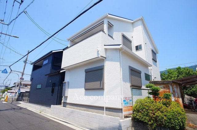 【外観】 | 八尾市教興寺6丁目　【2号地/全2区画】 | 【2号地/全2区画】駐車2台可能！2階建て♪省エネ基準適合住宅☆ローン返済目安：月々約73602円（頭金0円、変動金利0.875％、返済期間40年、ボーナス払い無しで試算しています）