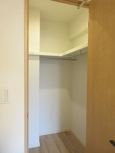 コスモふじみ野サウスフォーラムの収納|ウォークインクロゼット　2025年9月撮影