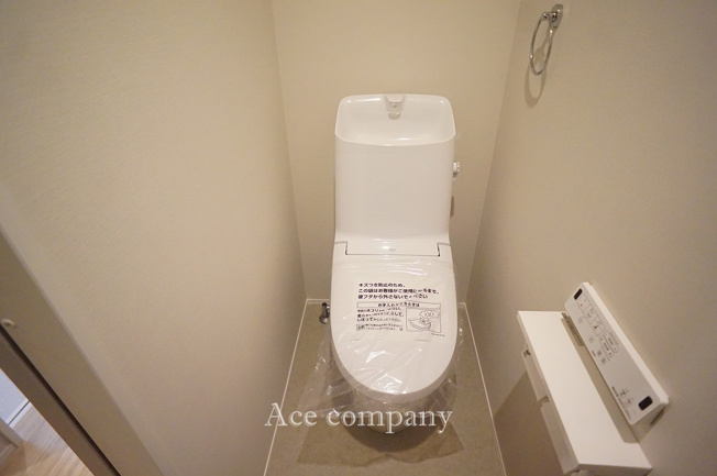 【トイレ】 | 八尾市竹渕1丁目 | トイレは1階と2階の2ヶ所に完備♪こちらは1階のシャワートイレです☆