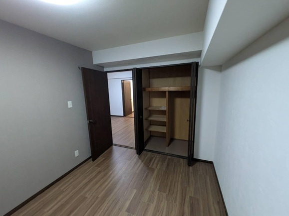 【洋室】 | グランソア館林マンション