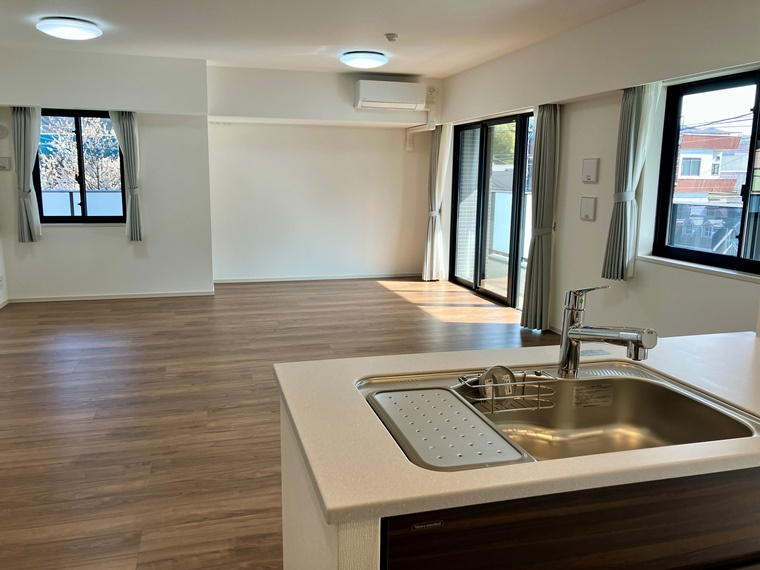 プロミライズ青葉台Ｄ棟の居間・リビング