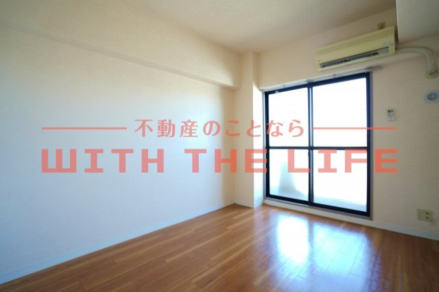 ダイナコート久留米レジックスの洋室|明るい洋室です