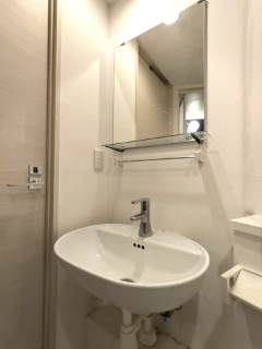 ラニ池袋の洗面所