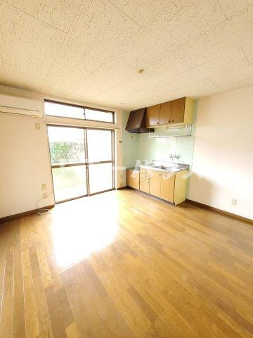 グリーンテラスＢの居間・リビング