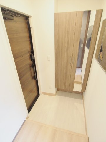 D-room中野の玄関