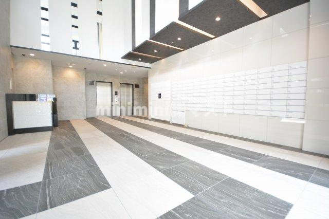 エステムコート難波VIIビヨンドのロビー
