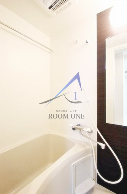 ＡＴ　ＥＡＳＥ東日暮里の浴室|お風呂です。