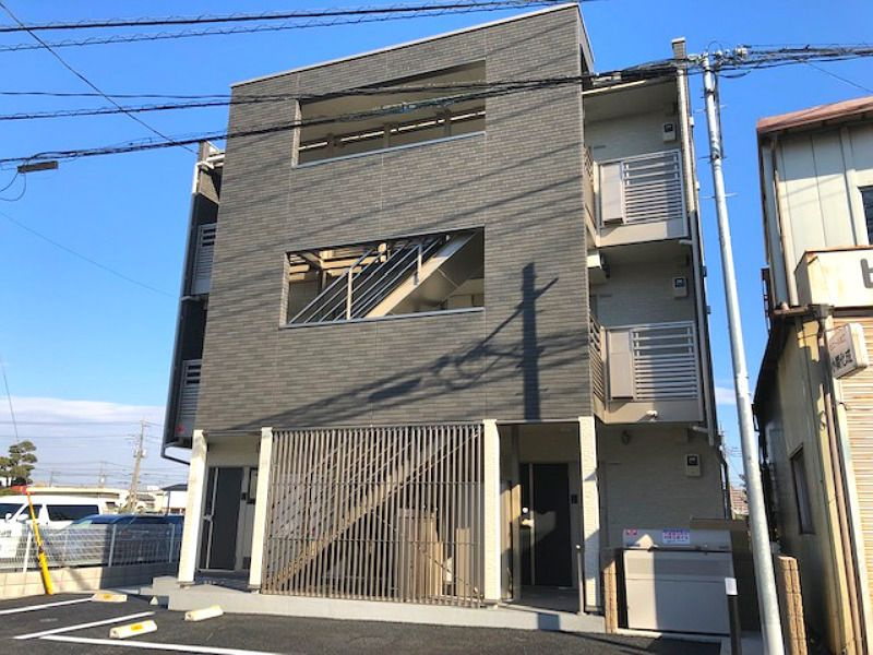 クレイノコモドラウムの外観