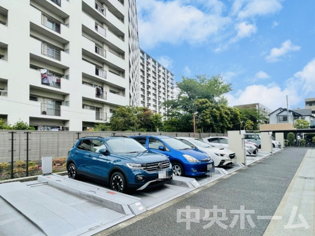 クレストコート金町の駐車場|【敷地内駐車場】最新の空き状況や費用などの詳細は担当スタッフまでお問い合わせください。
