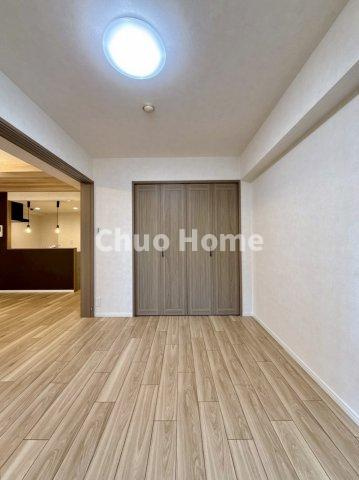 クレストコート金町の子供部屋|【子供部屋】お子様を持つ家庭の約6割が「家族や子どものため」に購入を希望。入学後の転校を避け、広い空間でのびのび育てたいなどの親心が、家探しのきっかけになっているようです。