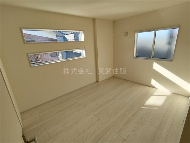 【洋室】 | 川越市笠幡　全3棟　1号棟 | 洋室6.21帖、個人の部屋や寝室として使える洋室です