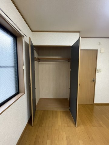 新潟市中央区上所上１丁目のアパートの収納