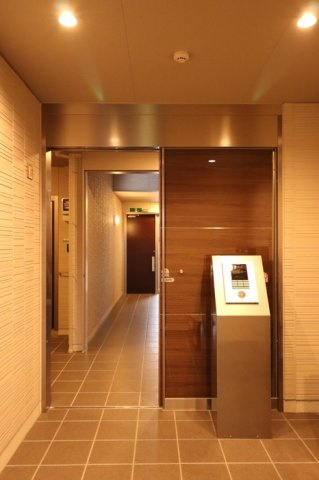 プロムナード新堀のロビー|建物の内部です