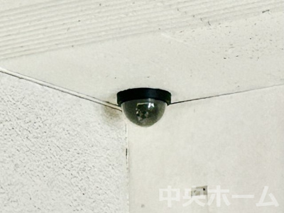 【防犯設備】 | 南砂キャピタルコータース | 【防犯カメラ】何かあった時の大事な証拠になることももちろんなりますが、防犯というくらいですので大事なのは防犯カメラがあることによって抑止力につながることですよね。