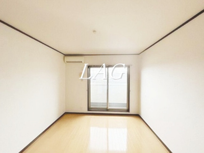 【居間・リビング】 | ティーズハイツ津田沼 | 洋室のお部屋です。