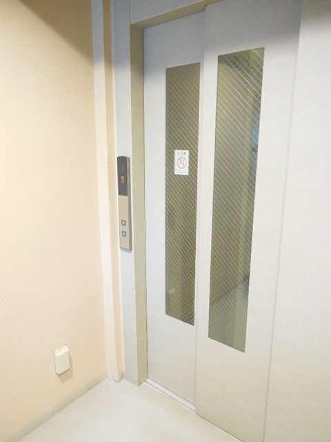 シャンテ高輪のその他共用部分|エレベーター