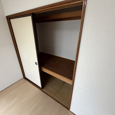 登別市柏木町1丁目29-41戸建の収納