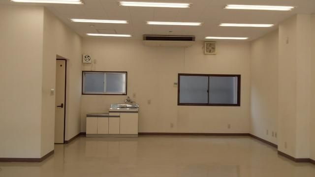 ＡＴＴビルの内装