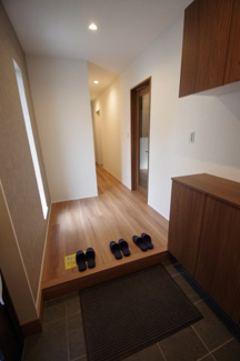 【玄関】 | 【仲介手数料無料！！】川崎市麻生区王禅寺東4丁目　新築戸建て（全5棟）4号棟　5080万円