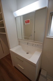 【独立洗面台】 | 【仲介手数料無料！！】川崎市麻生区王禅寺東4丁目　新築戸建て（全5棟）4号棟　5080万円