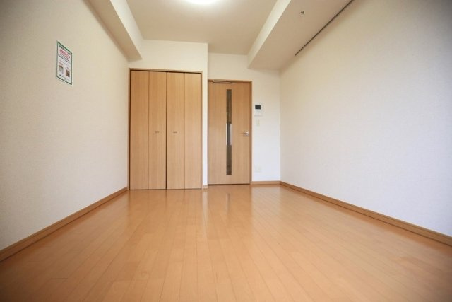 ヴェルト西大島グラーセの居間・リビング