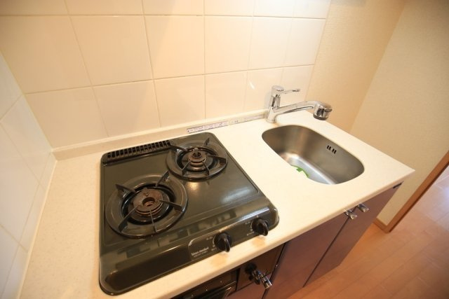 ヴェルト西大島グラーセのキッチン