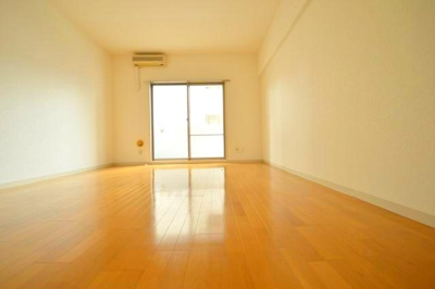 【居間・リビング】 | ヴィラサクライ